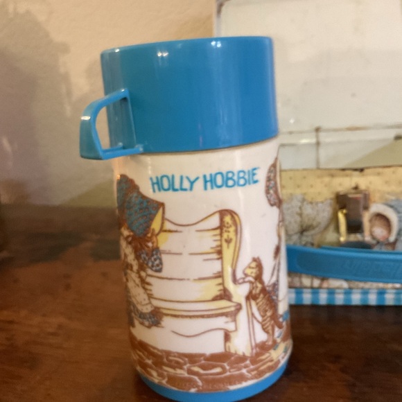 Holly Hobbie 1979 Lunch Box and Matching Thermos - Picture 11 of 16